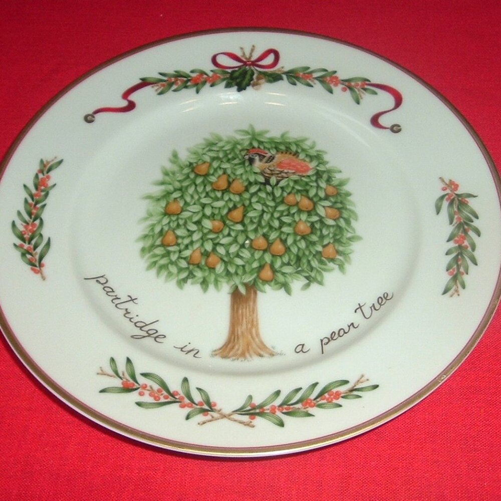 Royal Gallery All The Days of Christmas Dessert Pie Plates 1-4